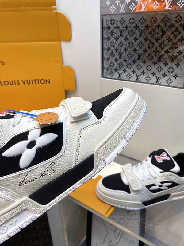 ルイヴィトン靴着用イメージ